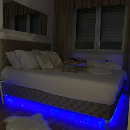 10 Lux * Novi Sad